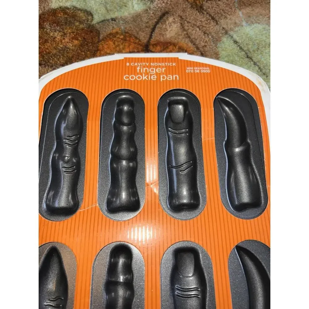 Wilton Halloween Witch Monster Skeleton Fingers 8 Cavity‎ Cookie Candy Cake Pan